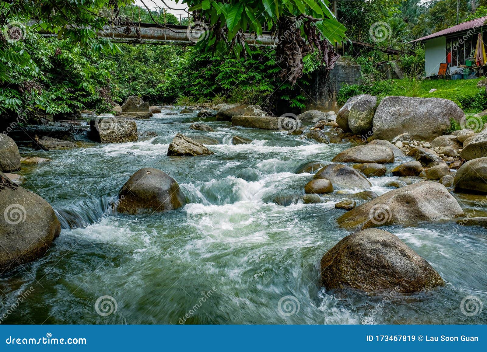 geruntum fall is the name of the waterfall that located at gopeng perakÃÂ 